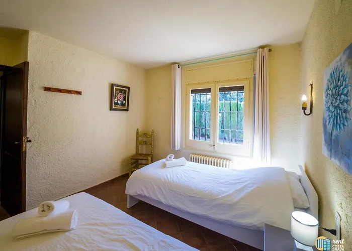 Villa Violeta En Mas Nou *