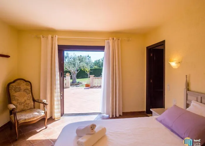 Villa Violeta En Mas Nou *